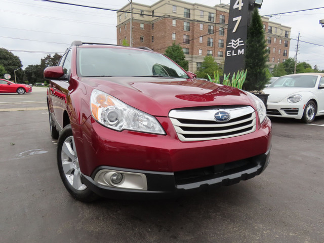 2011 Subaru Outback 2.5i PREMIUM PKG - LOW LOW KMS - 54,000KMS ! in Cars & Trucks in Oakville / Halton Region - Image 4