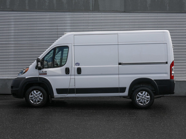 RAM ProMaster 2500 High Roof 2020 in Cars & Trucks in Longueuil / South Shore - Image 4
