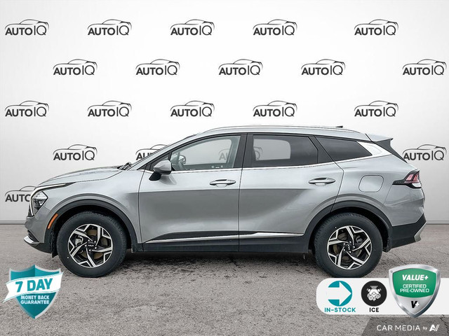 2023 Kia Sportage LX HEATED SEATS | AWD | APPLE CARPLAY in Cars & Trucks in Hamilton - Image 3