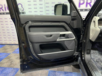 Certified Navigation All Wheel Drive Rear-View Camera 360 Camera Parking Sensors ECO Start Sun Roof... (image 8)