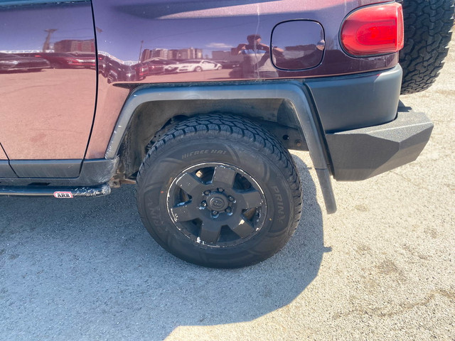 2007 Toyota FJ Cruiser S in Cars & Trucks in Calgary - Image 4