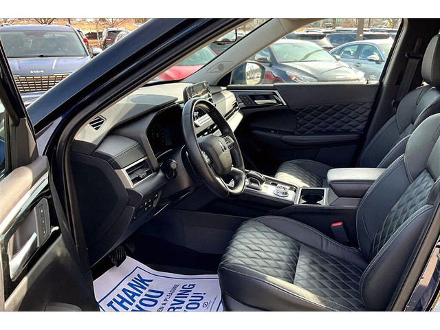 2023 Mitsubishi Outlander PHEV GT in Cars & Trucks in Barrie - Image 2