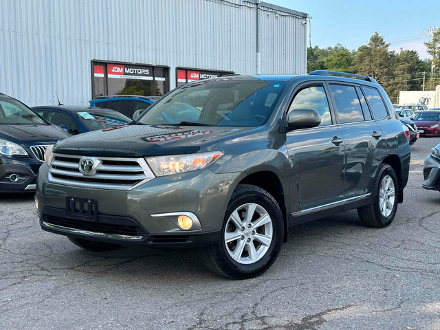 2012 Toyota Highlander Base | 4WD | LEATHER | 7-PASS in Cars & Trucks in Markham / York Region