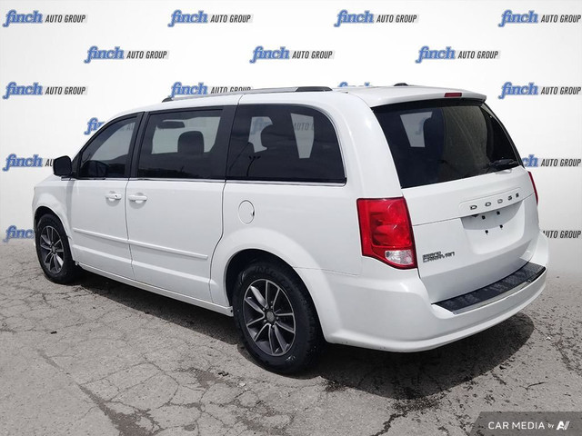 2017 Dodge Grand Caravan CVP/SXT STOW N GO | KEYLESS ENTRY |... in Cars & Trucks in London - Image 4