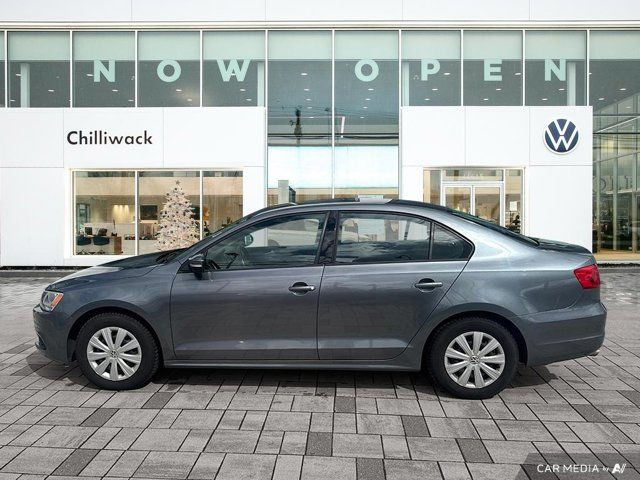 2014 Volkswagen Jetta Sedan TRENDLINE | BC ONLY | MANUAL in Cars & Trucks in Chilliwack - Image 2