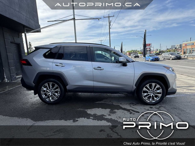 2020 Toyota RAV4 XLE AWD Automatique avec Sièges en Cuir Toit Ou in Cars & Trucks in Laval / North Shore - Image 4