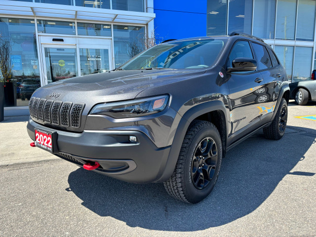 2022 Jeep Cherokee Trailhawk in Cars & Trucks in Markham / York Region