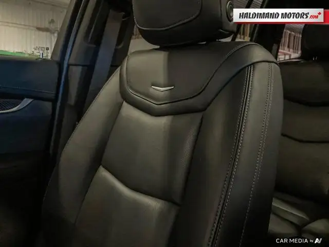2023 Cadillac XT6 AWD Sport in Cars & Trucks in Hamilton - Image 24