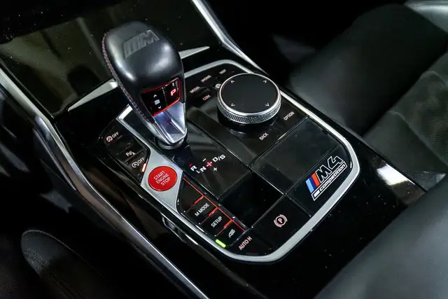 2022 BMW M4 Competition Coupé M xDrive | Émotion pure | Toit in Cars & Trucks in City of Montréal - Image 22