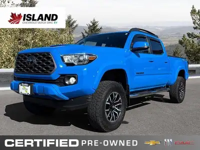 This 2021 Toyota Tacoma Crew Cab Pickup boasts a powerful four-wheel-drive system, perfect for tackl...