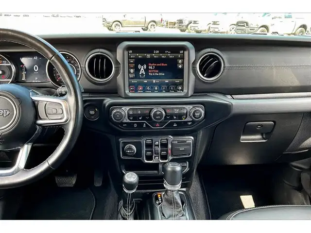 2022 Jeep Wrangler Sahara | Heated Leather | Alpine | Tow Pkg |  in Cars & Trucks in Mississauga / Peel Region - Image 7