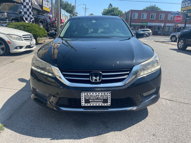 2014 Honda Accord Touring in Cars & Trucks in City of Toronto - Image 2