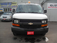 Engine: 8 Cylinder Engine 4.8L/293CI Safety Equipment Stabilitrak, electronic stability control syst... (image 2)