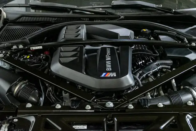 2022 BMW M4 Competition Coupé M xDrive | Émotion pure | Toit in Cars & Trucks in City of Montréal - Image 11