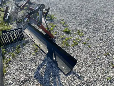 CONTACT SALES FOR MORE INFORMATION WALCO GRADER BLADES IN STOCK AND ON SALE 3 PH PIVOT SERIES GRADER...