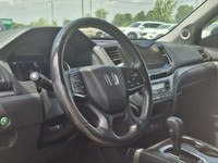 Look at this certified 2019 Honda Pilot EX-L AWD | Nav | Leather | Sunroof | Heated Wheel + Seats |... (image 1)