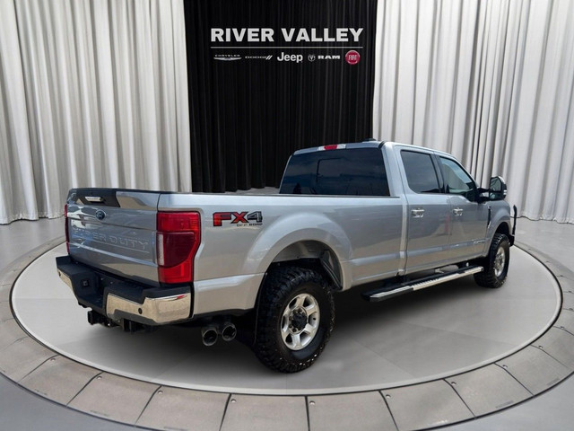 2022 Ford Super Duty F-350 SRW in Cars & Trucks in Strathcona County - Image 3