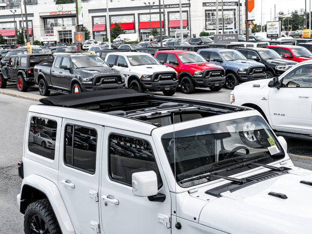 2022 Jeep Wrangler Unlimited High Altitude 4x4 Diesel Skyroof