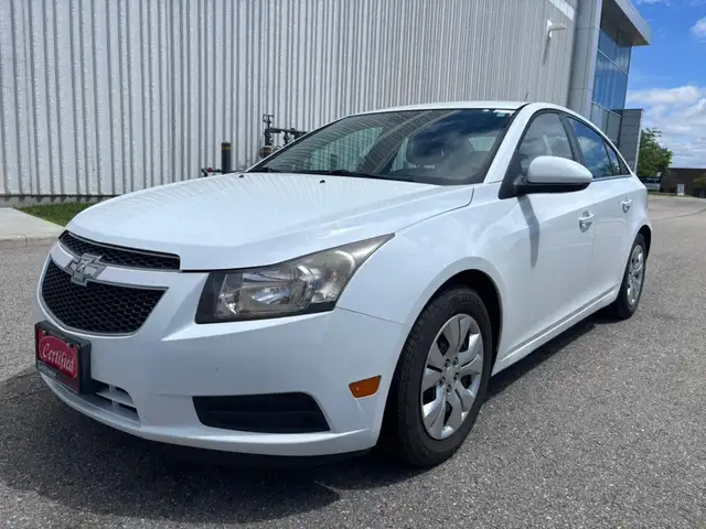 2013 Chevrolet Cruze 1LT Auto 4dr Sedan Automatic in Cars & Trucks in Mississauga / Peel Region - Image 2