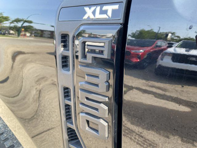 2025 Ford Super Duty F-350 SRW XLT | Crew Cab 160 | Spray in Cars & Trucks in Edmonton - Image 4