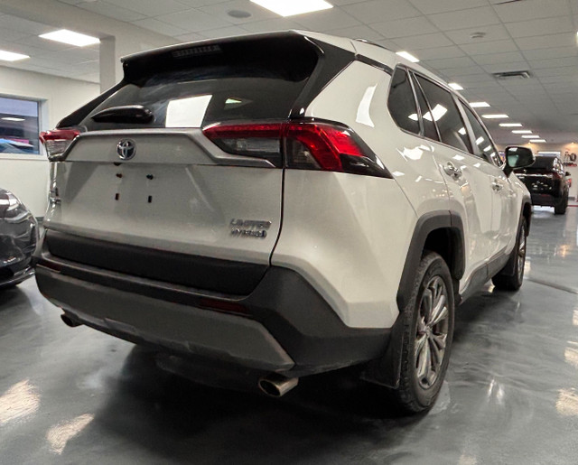 2022 Toyota RAV4 Hybrid Limited AWD in Cars & Trucks in Calgary - Image 3