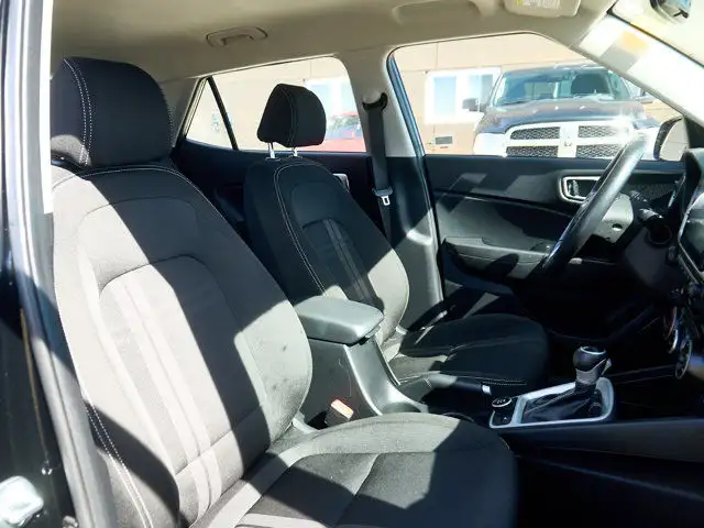 2023 Hyundai Venue Preferred | Lane Keep Assist | Backup Cam in Cars & Trucks in Edmonton - Image 21