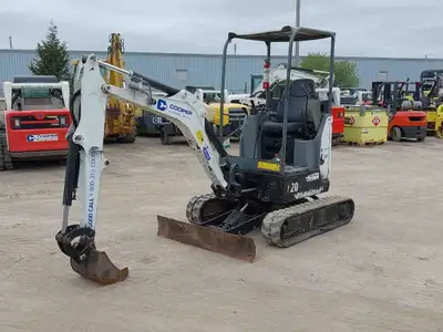 2016 Bobcat E20 MINI EXCAVATOR, 1,808 HOURS Call or Text for more details Mark Shannon 416-720-5570...