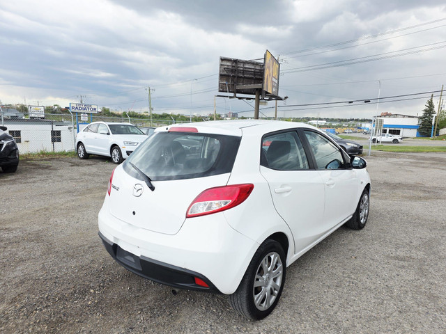 2014 Mazda Mazda2 Sport Automatic Very Fuel Efficient Car in Cars & Trucks in Calgary - Image 4