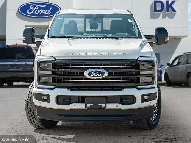 2025 Ford F-250 Super Duty Platinum in Cars & Trucks in Edmonton - Image 2