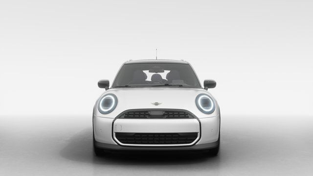 2025 MINI 5 Door Cooper C | Premier | Style Classique in Cars & Trucks in City of Montréal - Image 3