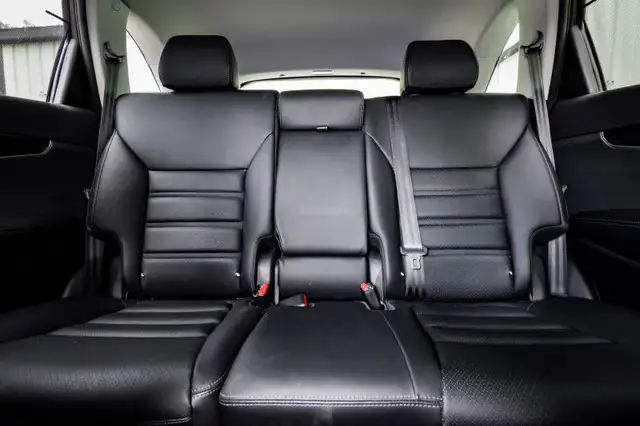2018 Kia Sorento EX V6 • HEATED LEATHER • PREM. AUDIO • CP/AA dans Autos et camions dans Kingston - Image 37