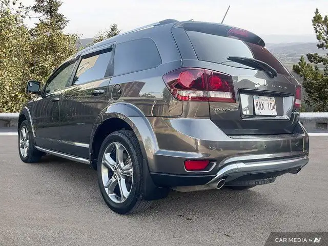 2016 Dodge Journey Crossroad in Cars & Trucks in Moncton - Image 5