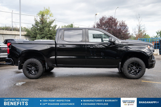 2022 Chevrolet Silverado 1500 LT Trail BossPREMIUM PACKAGE | LEA in Cars & Trucks in Calgary - Image 4