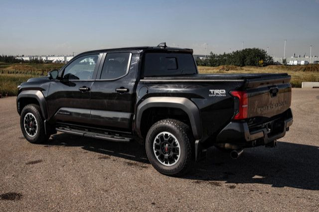 2024 Toyota Tacoma TRD OFF-ROAD CREWCAB 4X4 LEATHER SUNROOF in Cars & Trucks in Strathcona County - Image 2