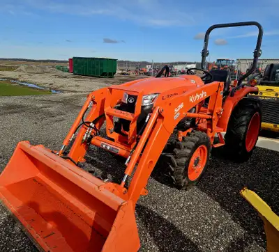 1 rear remote, 175 hrs, LA526 loader with skidsteer attach, ag tires New/Used : Used Condition : Exc...
