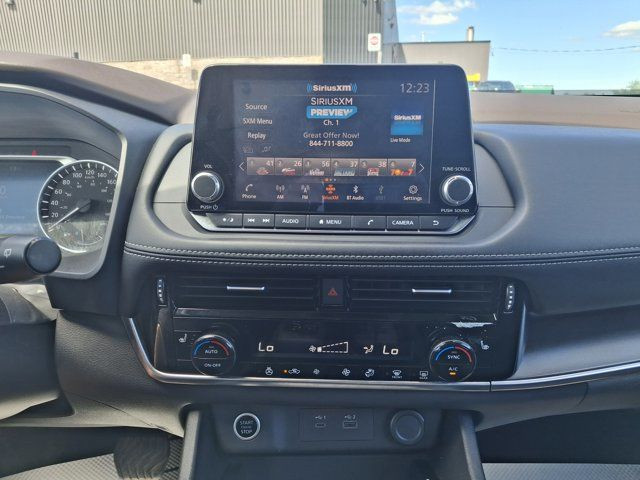 2021 Nissan Rogue SV Premium AWD | Leather | Pano Roof in Cars & Trucks in Guelph - Image 4