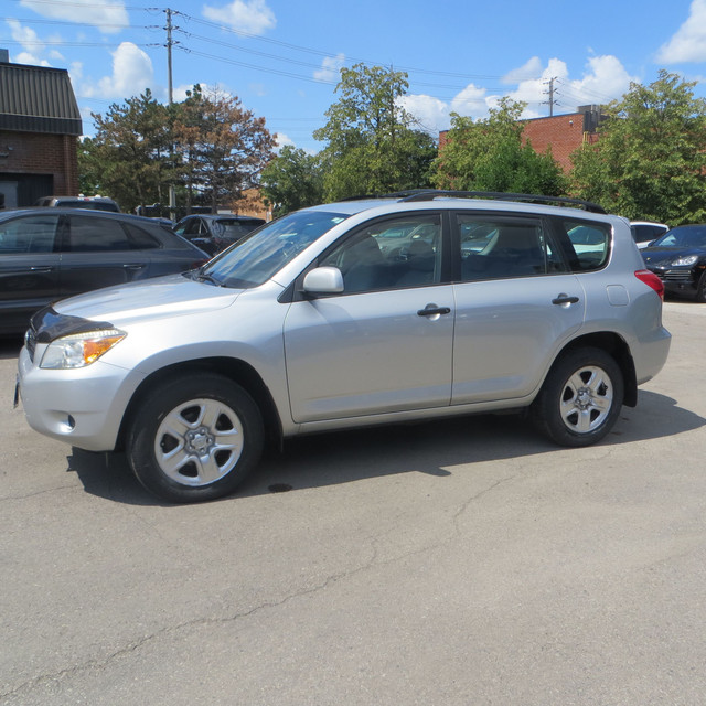 2006 Toyota RAV4 Base V6 4x4 Automatic in Cars & Trucks in Mississauga / Peel Region - Image 3