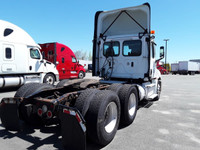 Ryder Stock ID: 898682 Transmission Type/Speed: Auto 12 Engine: DIESEL DD15AT'17 475/1650 Horse Powe... (image 5)