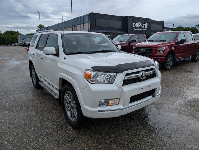 2011 Toyota 4Runner SR5 | Leather | Navigation in Cars & Trucks in Winnipeg - Image 2