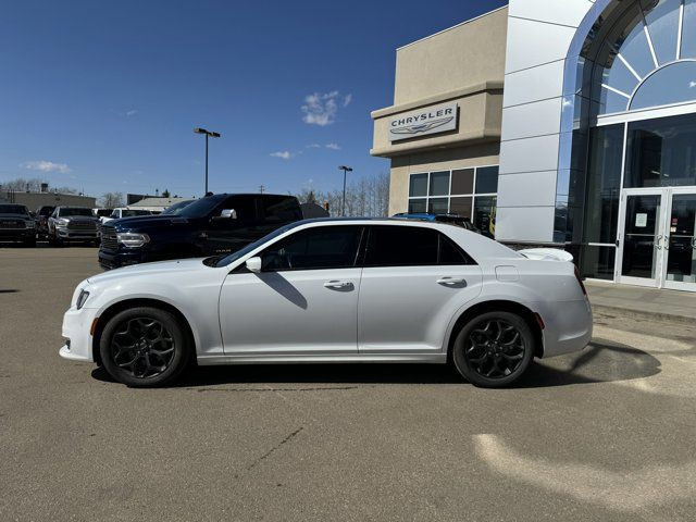 2019 Chrysler 300 S AWD Sedan | V6 | Nappa Leather | Pano in Cars & Trucks in Edmonton - Image 3