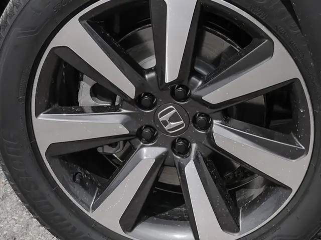 2025 Honda Pilot TOURING dans Autos et camions dans Ville de Toronto - Image 8