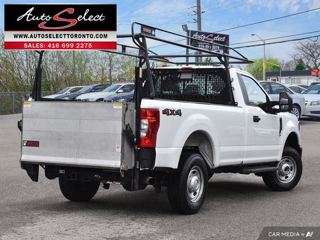 2020 Ford F-250 XL 4x4 - 8 Foot Bed - Power Tail Lift in Cars & Trucks in City of Toronto - Image 4