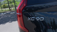 This Volvo XC90 has a strong Turbo/Supercharger Premium Unleaded I-4 2.0 L/120 engine powering this... (image 6)