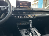 Balance of factory warranty optional extended coverage available , no accidents, awd confidence, App... (image 9)