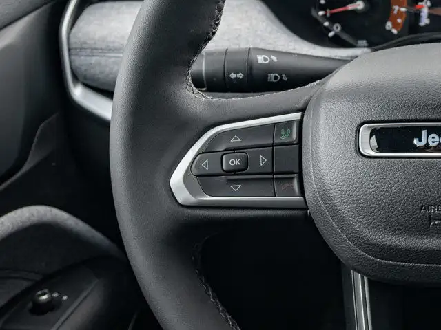 2025 Jeep Compass North in Cars & Trucks in Barrie - Image 21