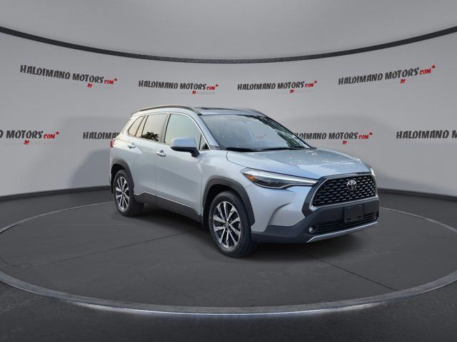 2023 Toyota Corolla Cross XLE AWD | Heated Seats | Sunroof in Cars & Trucks in Hamilton - Image 2