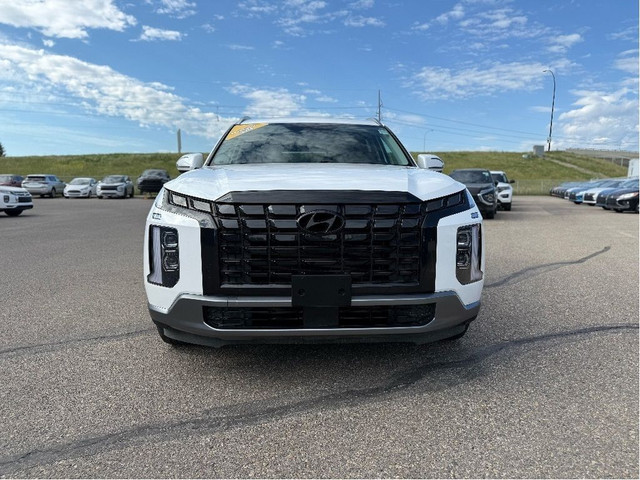 2024 Hyundai Palisade Preferred 8-Passenger AWD in Cars & Trucks in Calgary - Image 2