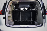 This 2023 Chrysler Pacifica is for sale today. This van has 119,183 kms. It's white in colour . It h... (image 6)