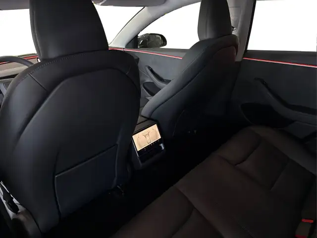 Tesla Model 3 2024 in Cars & Trucks in Markham / York Region - Image 27