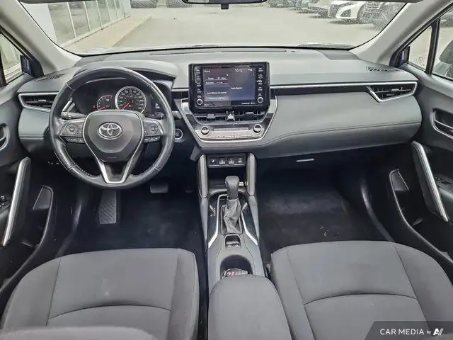 2022 Toyota Corolla Cross LE AWD | Heated Steering in Cars & Trucks in Ottawa - Image 28